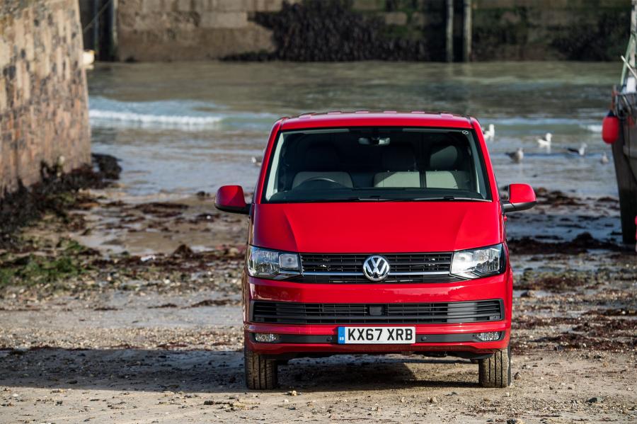  Volkswagen Transporter Kasten (T6) 2015 года  (UK) (фото 36 из 38)